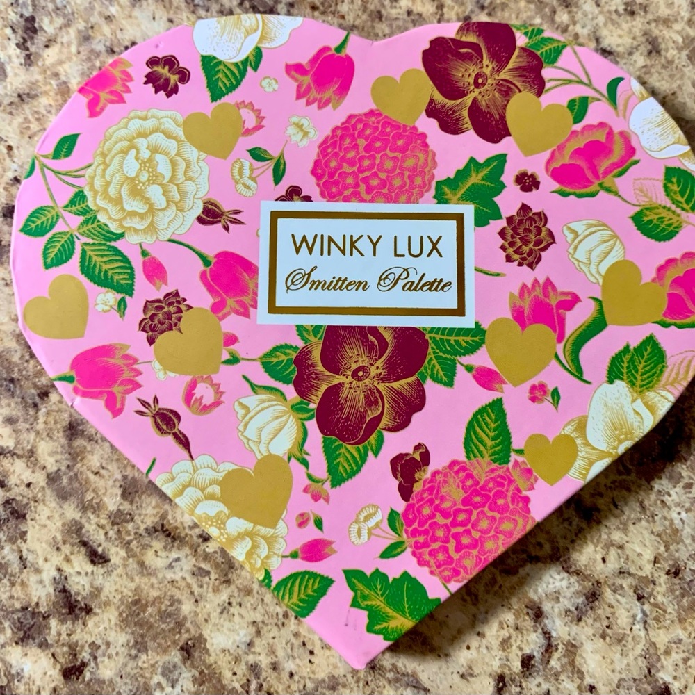Winky Lux Smitten Eyeshadow Palette